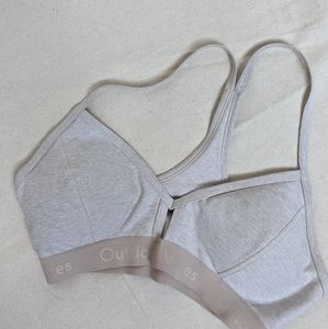 Outdoor Voices Keyhole Racerback Bra Cream XS